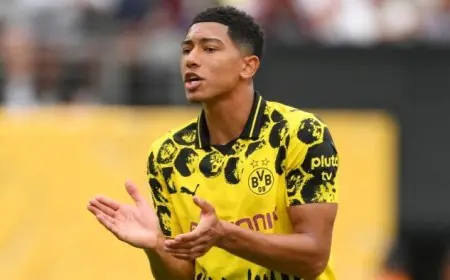 دورتموند يقف بجانب جود بيلينجهام بعد طرده في المباراة الأخيرة بالدوري الألماني