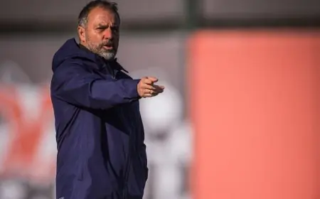 برشلونة يهدف لتمديد عقد هانزي فليك حتى 2028 تعرف على الأسباب وراء ذلك