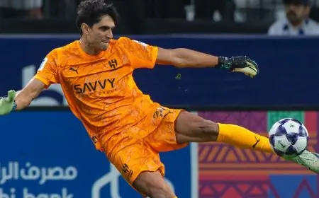 إنزاغي يكشف عن حارس الهلال البديل في ظل غياب ياسين بونو