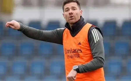 تشكيلة ريال مدريد المرتقبة لمواجهة إشبيلية هل يستمر الثلاثي الناري في التألق؟