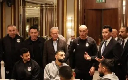 وزير الرياضة يدعم المنتخب الوطني ويشجع اللاعبين قبل انطلاق بطولة أمم أفريقيا