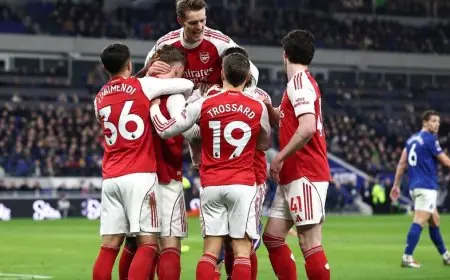 أرسنال يتجاوز إيفرتون بفوز مثير ويستعيد صدارة الدوري الإنجليزي الممتاز