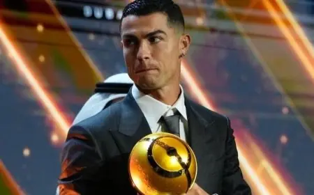 كريستيانو رونالدو يتوج بجائزة الأفضل في الشرق الأوسط خلال حفل غلوب سوكر