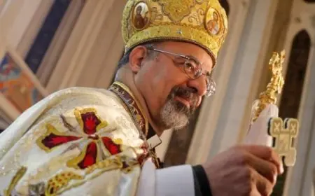 بطريرك الكاثوليك يهنئ رئيس الطائفة الإنجيلية في مصر بمناسبة عيد الميلاد المجيد