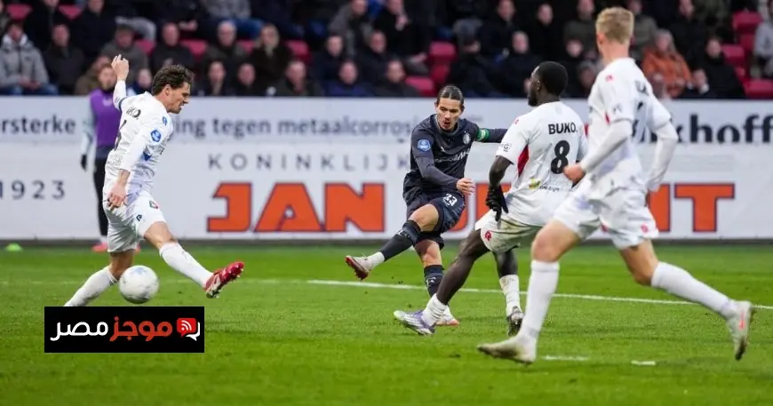 فان بيرسي يشيد بتألق نجمه الجزائري أنيس حاج موسى بعد تطبيق النصائح الاحترافية