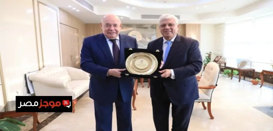 وزير التعليم العالي يناقش مع ممثل الرئيس الروسي تعزيز التعاون الأكاديمي بين مصر وروسيا