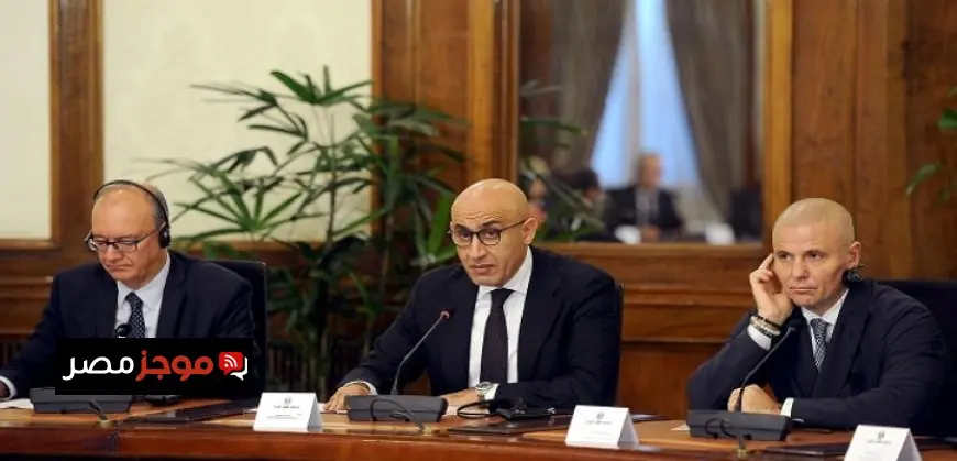 وزير الخارجية يزور لبنان لتعزيز التعاون الثنائي وتطوير العلاقات الدبلوماسية