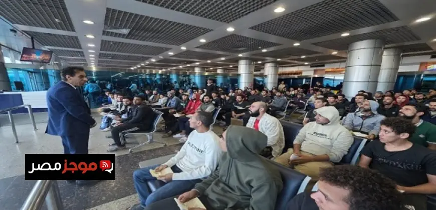 الخارجية المصرية تحقق نجاحا ملحوظا في استعادة 131 مواطنا من ليبيا