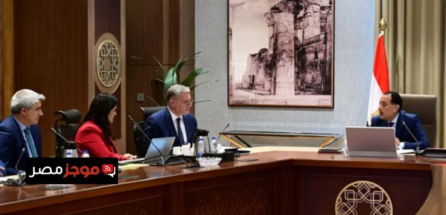 رئيس الوزراء يكشف عن خطط طموحة لرفع إنتاج الذهب في منجم السكرى