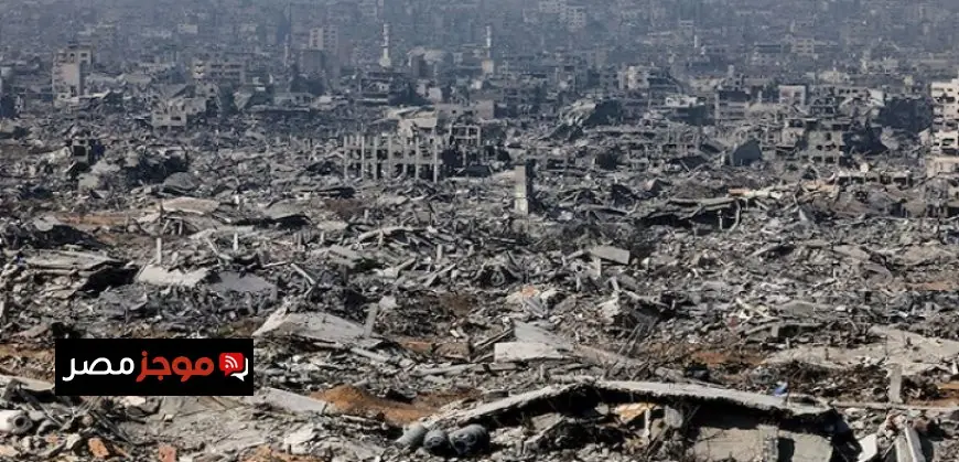 مئات المستوطنين يهاجمون باحات المسجد الأقصى بحماية شرطة الاحتلال