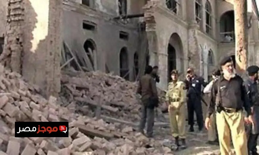 تفجير انتحاري في مدينة بيشاور الباكستانية يسفر عن مقتل ستة أشخاص