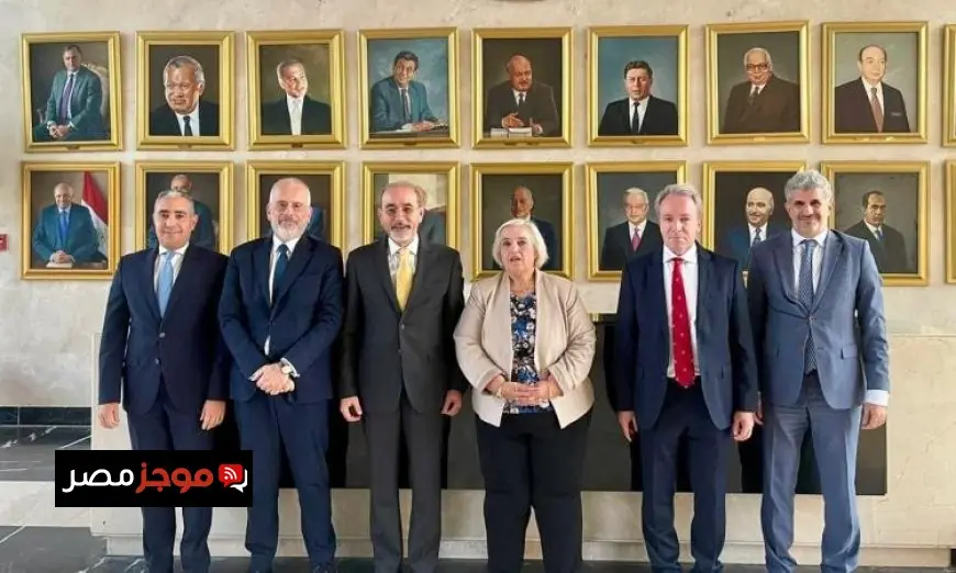 مشاورات سياسية هامة بين مصر واليونان في القاهرة لتعزيز التعاون الثنائي