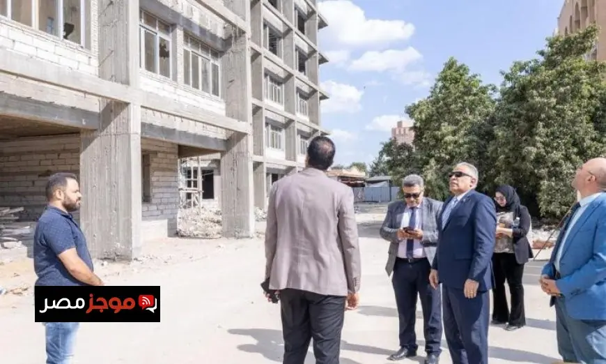 رئيس جامعة طنطا يراقب تقدم إنشاء مشاريع جديدة في الحرم الجامعي