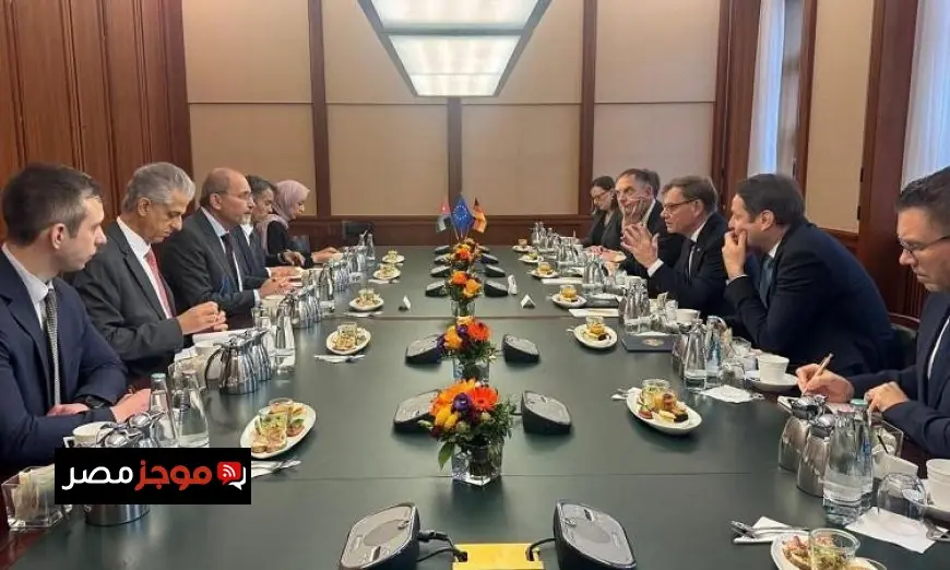 وزير الخارجية الأردني يطالب إسرائيل بالانسحاب من غزة لإنهاء الصراع المستمر