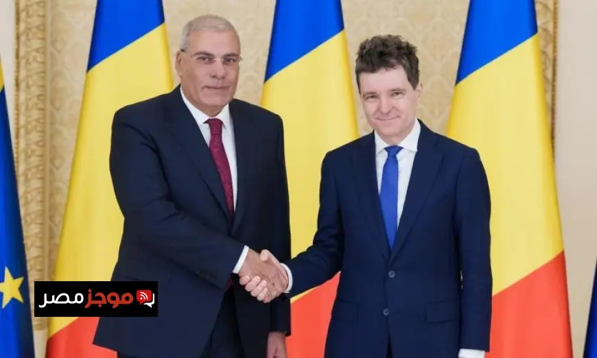 سفير مصر في بوخارست يسلم أوراق اعتماده للرئيس الروماني