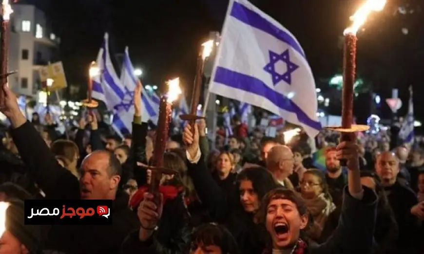 تظاهرات حاشدة أمام منزل الرئيس الإسرائيلي للمطالبة بعدم عفو نتنياهو