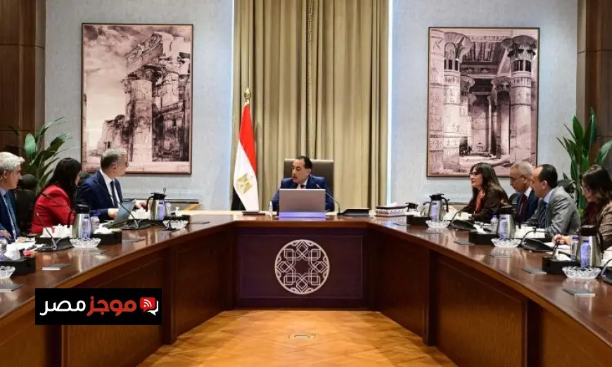 رئيس الوزراء يناقش تطوير منجم السكري للذهب مع مسؤولي شركة أنجلوجولد أشانتي