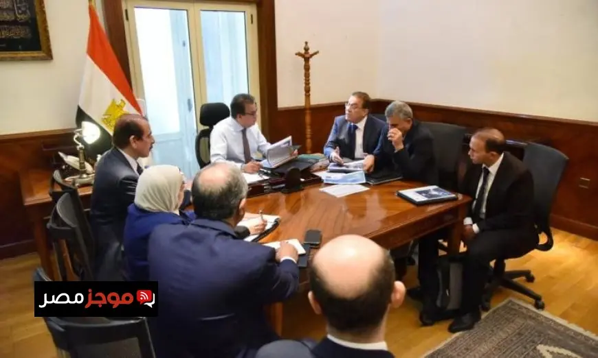 وزير الصحة يناقش أحدث تطورات مشروع مدينة اللقاحات مع الرئيس التنفيذي