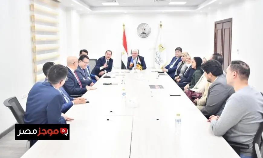 عاشور يؤكد أهمية الدكتوراه المشتركة بين مصر وفرنسا في خلق كوادر بحثية متميزة