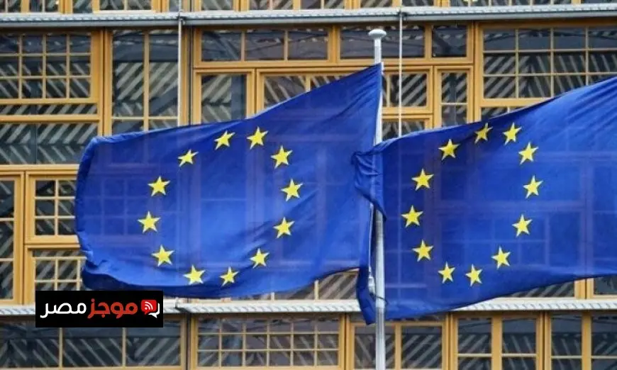 المفوض الأوروبي يحذر من ضرورة وضع استراتيجيات سلام خاصة بالاتحاد الأوروبي لحل الأزمة الأوكرانية