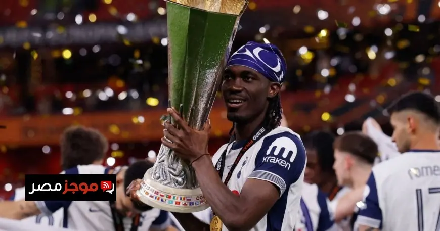 بيسوما يواصل مشواره مع منتخب مالي ويظهر في قائمة كأس أمم إفريقيا رغم غيابه الطويل عن الملاعب