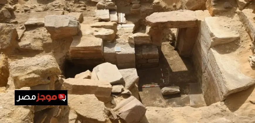 اكتشاف بقايا معبد وادي المجموعة الشمسية للملك نى أوسر رع في أبوصير الأثرية