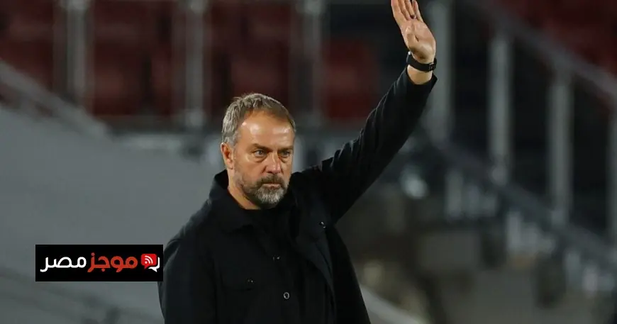 فليك يحتفل بنجاح لاماسيا ويطرح تساؤلات حول مستقبل قائد برشلونة