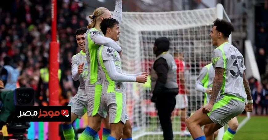 سيتي يحقق فوزاً مثيراً على فورست بهدف شرقي ويعتلي قمة الدوري الإنجليزي