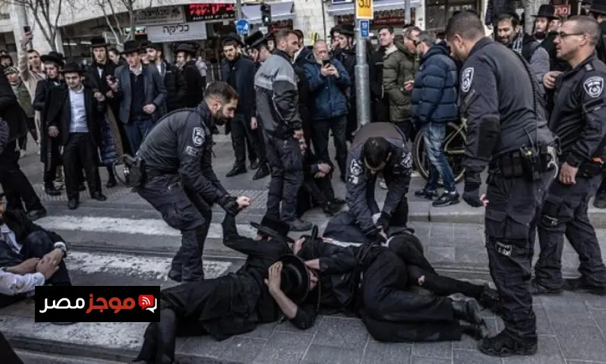 الشرطة الإسرائيلية تقمع مظاهرة للحريديم احتجاجاً على قانون التجنيد