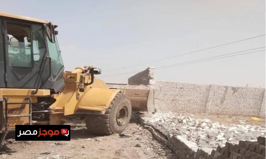 وزير الإسكان يعلن عن 5 قرارات لإزالة مخالفات البناء في مدينة غرب بورسعيد