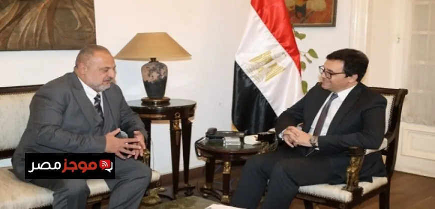 وزير الثقافة يلتقي الفنان خالد الصاوى لبحث إنشاء مركز دولى لتدريب فنون المسرح