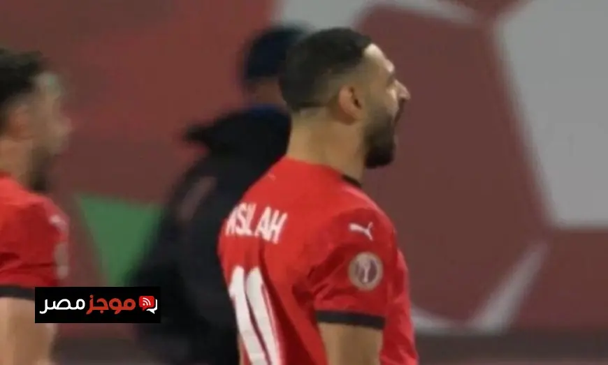 نجم منتخب نيجيريا يصف محمد صلاح برمز إفريقيا بعد أزمة ليفربول