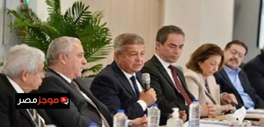 لجنة تطوير الإعلام تستعرض استراتيجيات صياغة تقرير نهائي بتوصيات قابلة للتنفيذ