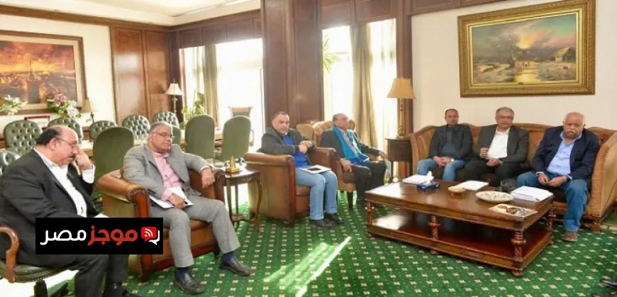 رئيس المجلس الأعلى للإعلام يشارك في صياغة التوصيات النهائية لتطوير الإعلام في مصر