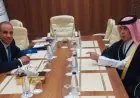 عبد العاطي ووزير الدولة القطري يعقدان محادثات لتعزيز العلاقات الثنائية بين البلدين