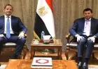 وزير الشباب يجتمع برئيس شركة استادات ونائب رئيس الشركة المتحدة للرياضة لتعزيز دعم الاتحادات والتعاون المشترك