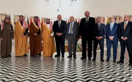 السفير إيهاب فهمي يقود الاجتماع التحضيري للمجلس الأعلى المصري السعودي مع عرض للصور