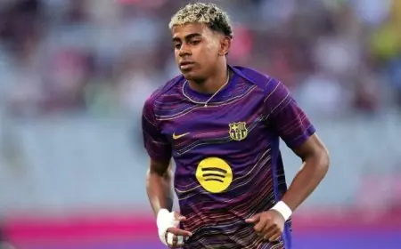 غياب لامين يامال عن تدريبات برشلونة اليوم بسبب وعكة صحية استعدادًا لديربي كتالونيا