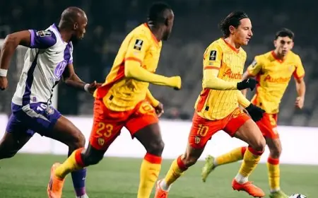 لانس يتوج ببطولة الخريف في الدوري الفرنسي بعد انتصاره الكبير على تولوز بثلاثية