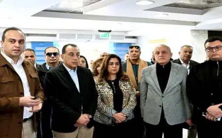 رئيس الوزراء يقوم بجولة تفقدية لمنشآت هيئة الرعاية الصحية في الأقصر