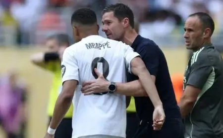 ألونسو مدرب ريال مدريد يوضح موقف مبابي ولا يملك إجابة حول موعد عودته