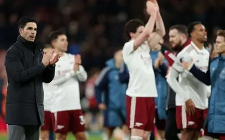 أرتيتا يثني على مدافعه بعد أداء بطولي خلال ريمونتادا أرسنال المذهلة