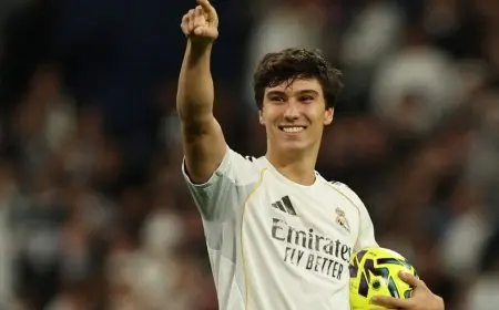 تشابي يؤكد إمكانية انضمام مبابي إلى رحلة السعودية وغونزالو يتألق في مباراة أحلامه