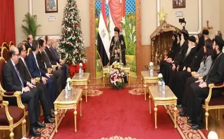 رئيس هيئة النيابة الإدارية يقدم تهنئته للبابا تواضروس الثاني بمناسبة عيد الميلاد المجيد صور