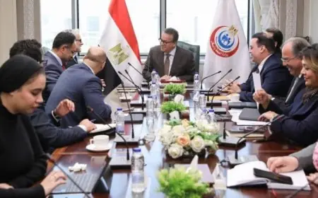 وزير الصحة يلتقي شركة فيليبس لبدء توطين صناعة أجهزة الأشعة في البلاد