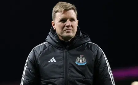 إيدي هاو يكشف موقفه من تولي تدريب مانشستر يونايتد بعد مغادرة أموريم