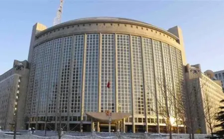 الخارجية الصينية تؤكد التزامها بتعزيز الأمن والسلم العالميين من خلال الحوار الفعال