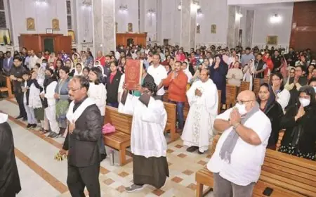 سفيرنا في الكويت يؤكد أن الاحتفال بعيد الميلاد يعزز وحدة النسيج الوطني