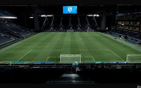 سالم الدوسري نجم الهلال في التشكيلة الأساسية لمواجهة الحزم في الدوري السعودي