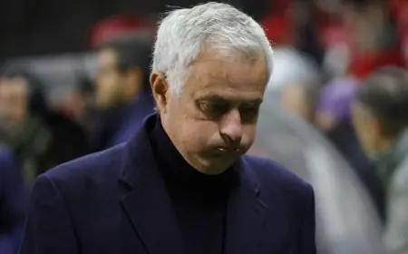 مورينيو يحث لاعبي بنفيكا على الاستيقاظ بعد الهزيمة القاسية من براغا